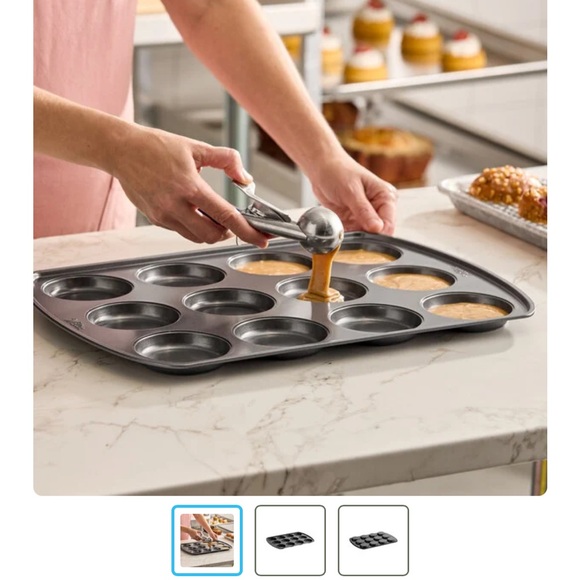 Wilton Non-Stick Muffin Top Pan Set - Picture 3 of 5